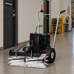 Balayeuse électrique autotractée axiale Accu 50 Limpar 4F 70 cm