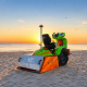 Machine de nettoyage de plage électrique avec conducteur à bord