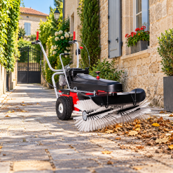 Balayeuse thermique autotractée Limpar 80 Vario Honda GCV 160, largeur de balayage 80 cm